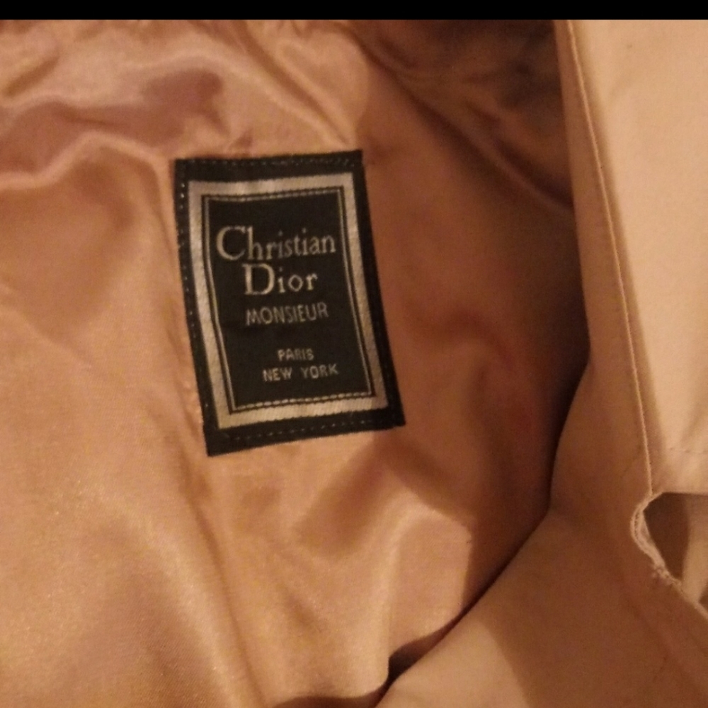 🗼CHRISTIAN DIOR!!! - Picture 2 of 7